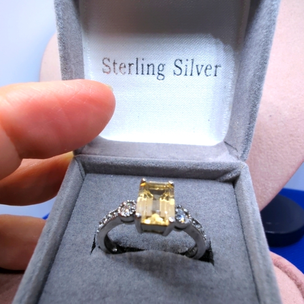 Sterling Silver 925 SZ. 8 Rectangle💛Citrine Stone Ring w/Rhinestones